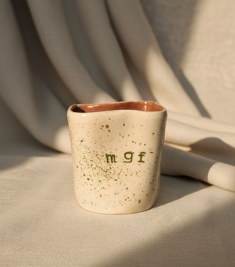 Taza Blanca y Teja MGF