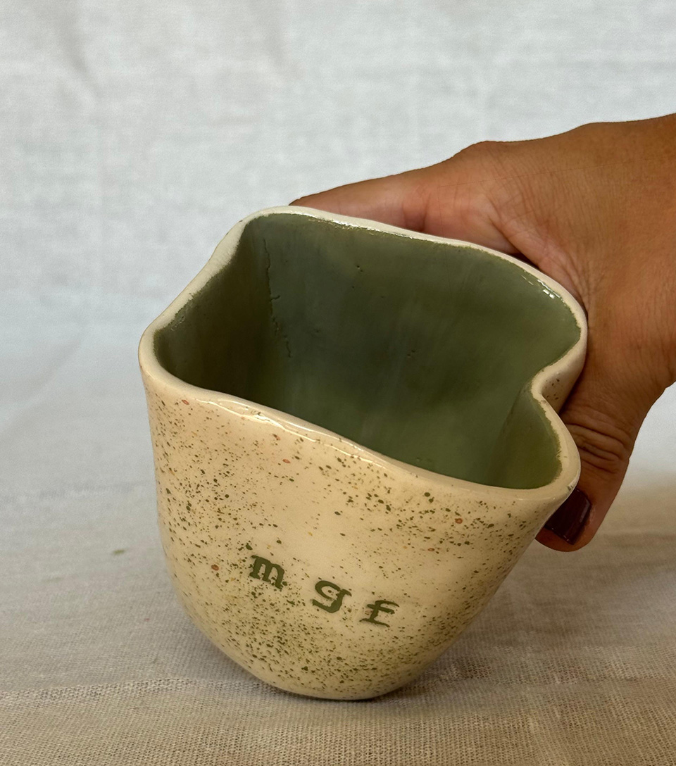 Taza Blanca y Verde MGF - Imagen 6